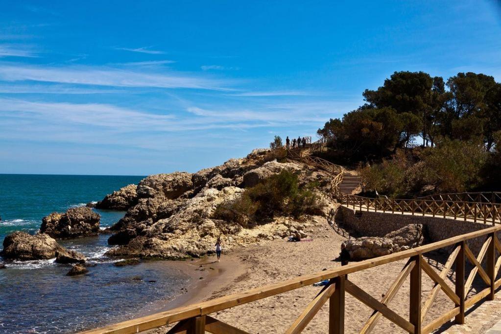 Apartamento Pie De Playa-Wifi Free L' Escala Exterior foto