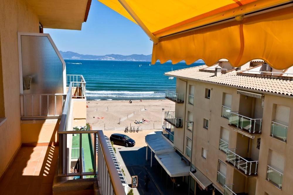 Apartamento Pie De Playa-Wifi Free L' Escala Exterior foto